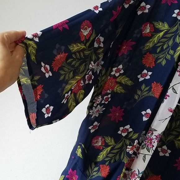 Time and Tru Floral Kimono NWT! Size Large - Picture 8 of 8